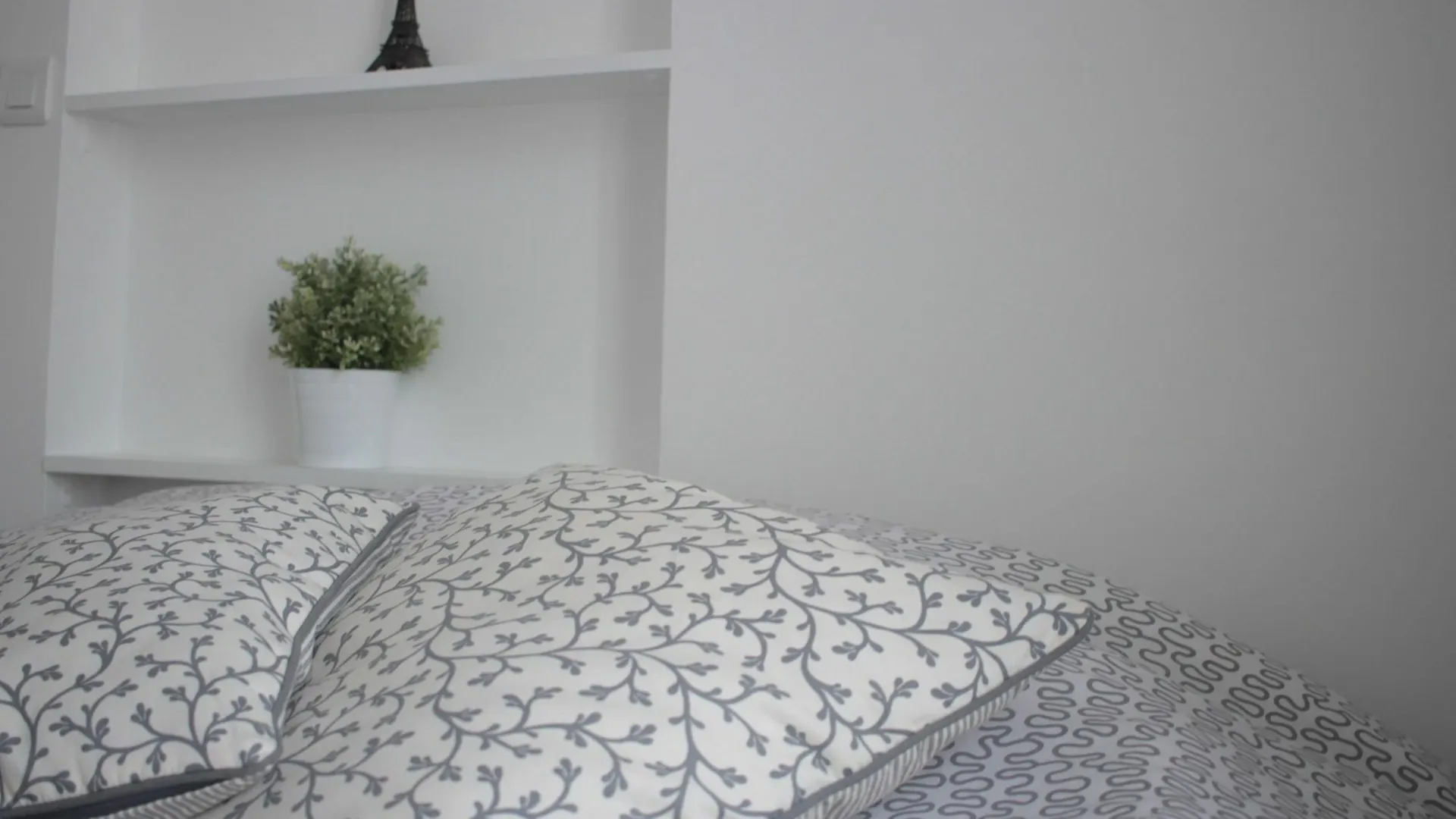 Montmartre Apartments Renoir Paris 0*,